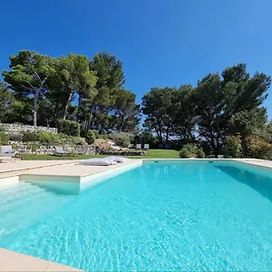 Cosy En Provence - Piscine Chauffee De Mai A Septembre Frühstückspension