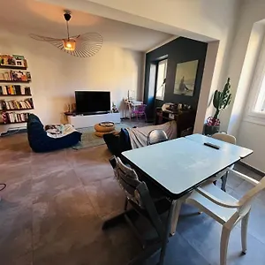 Via Venaissia Villa